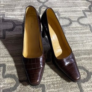 Ralph Lauren Brown Moc Croc Pumps size 8